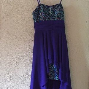 Worn once , perfect condition size 4